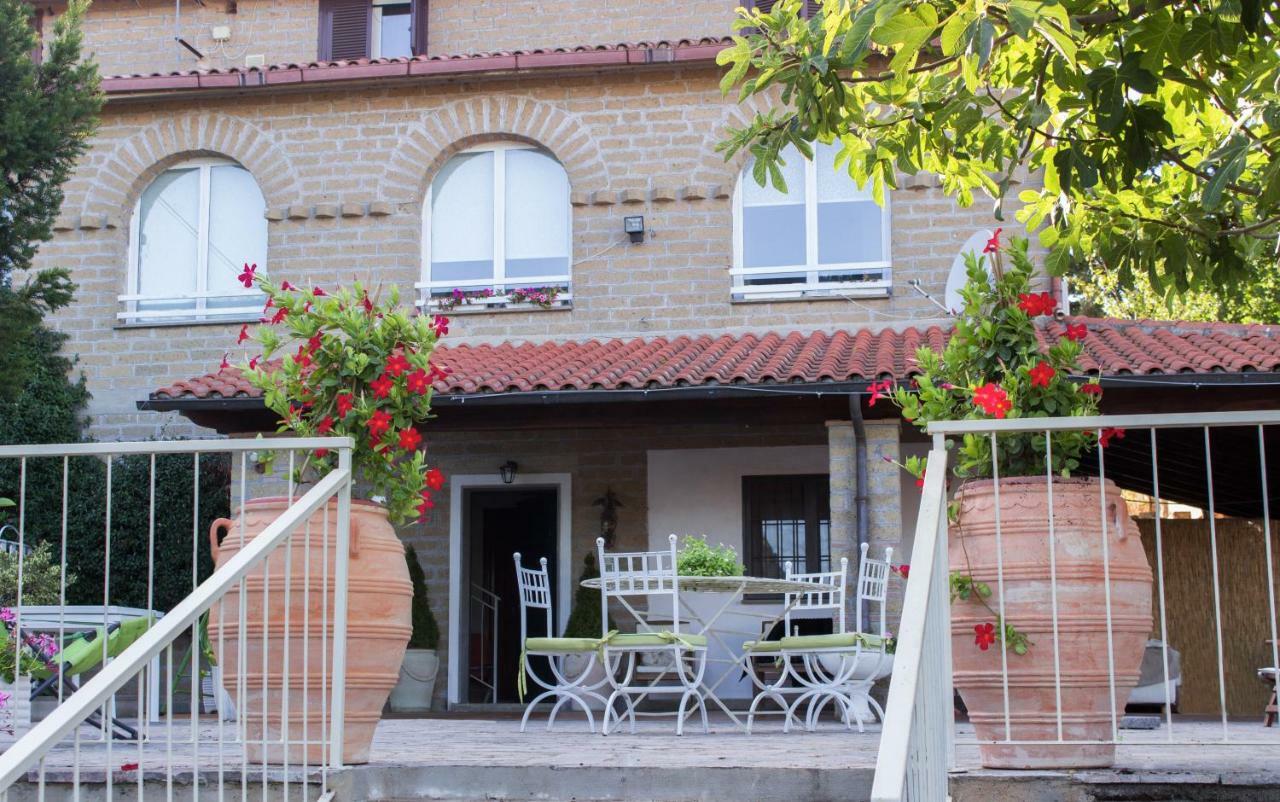 Le3Sorelle Monterosi Dış mekan fotoğraf